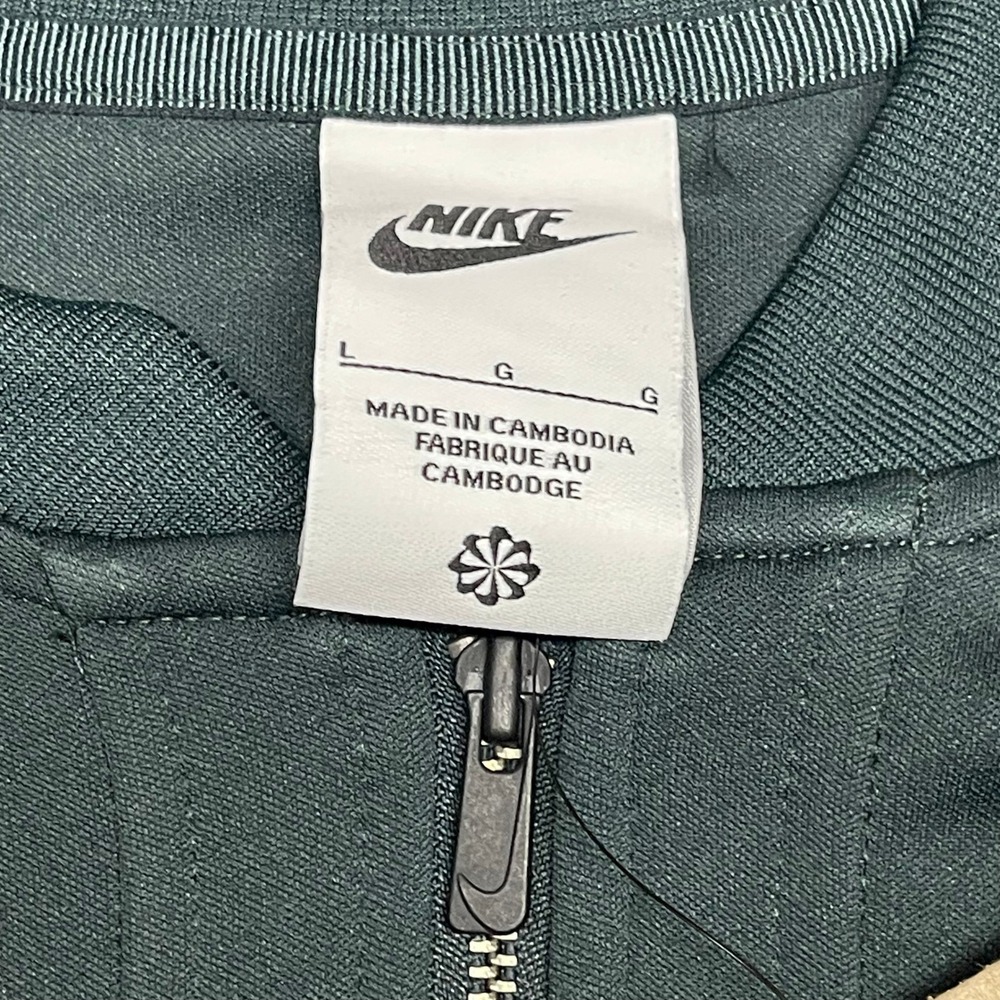 Nike Jacket Womens Large Green Pleated Mixed Media Pleated Bomber Oversized - Picture 3 of 13
